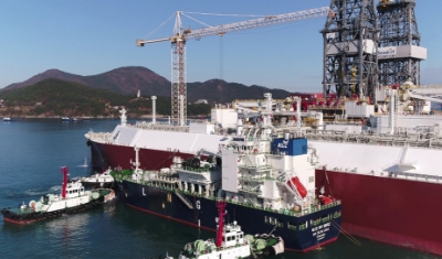 세계 최초 선박 간 LNG 선적 실증 테스트 성공