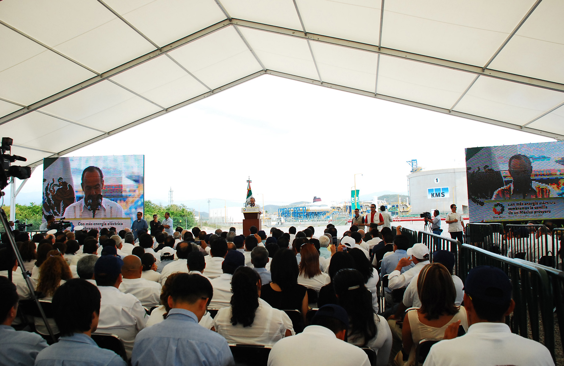 멕시코 만사니요 LNG 인수기지 준공